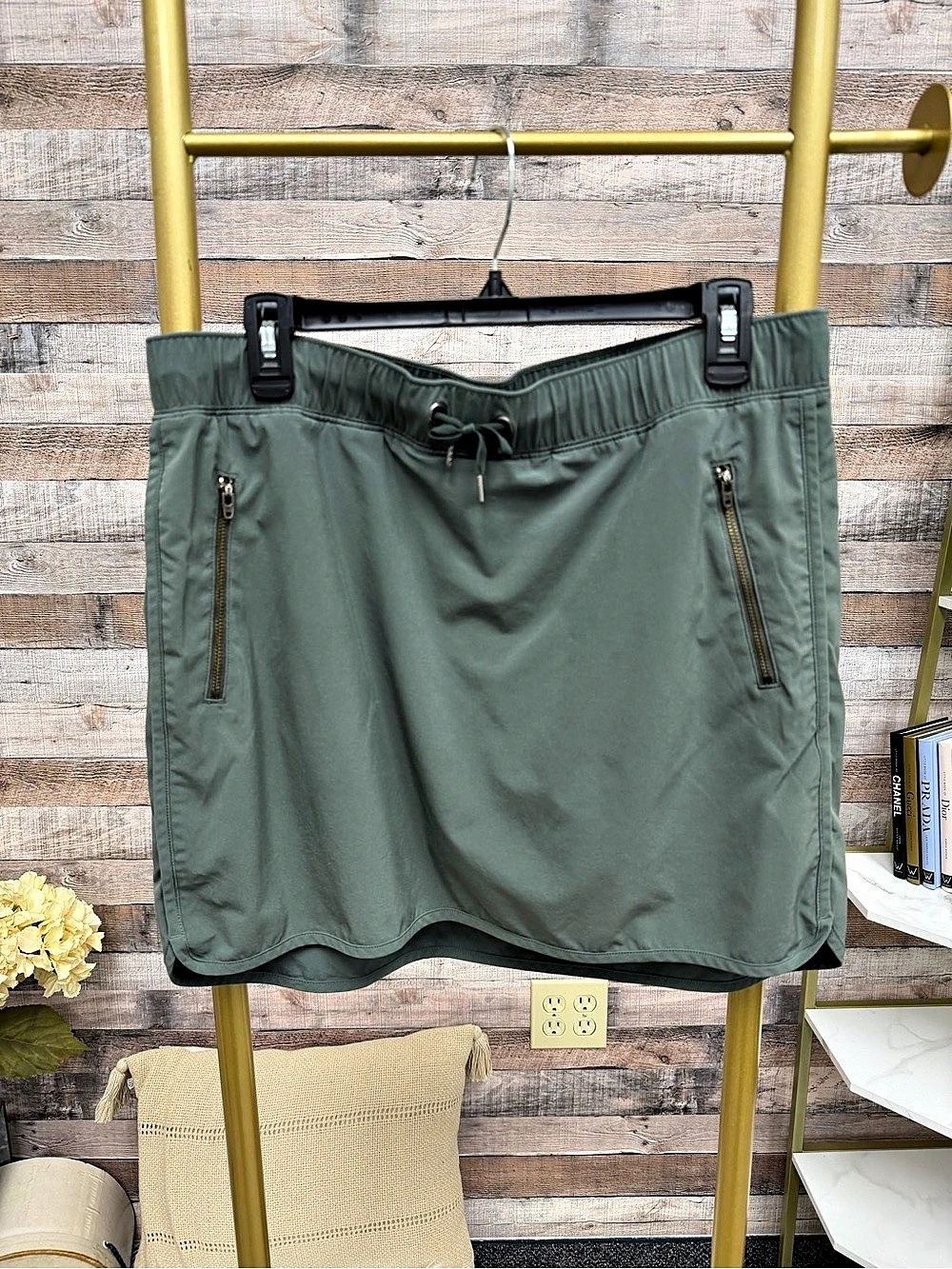 Athleta Olive Activity Skort